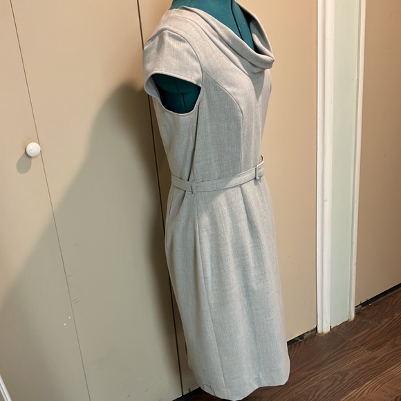 CALVIN KLEIN size 8 light grey dress - Picture 4 of 9